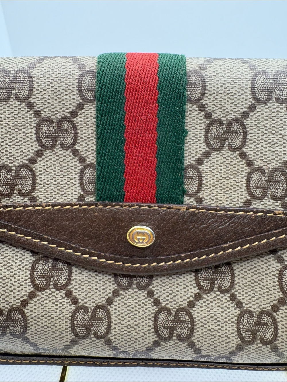 Gucci Beige/Brown GG Canvas Clutch with Green & Red Web Stripe - Picture 4 of 12